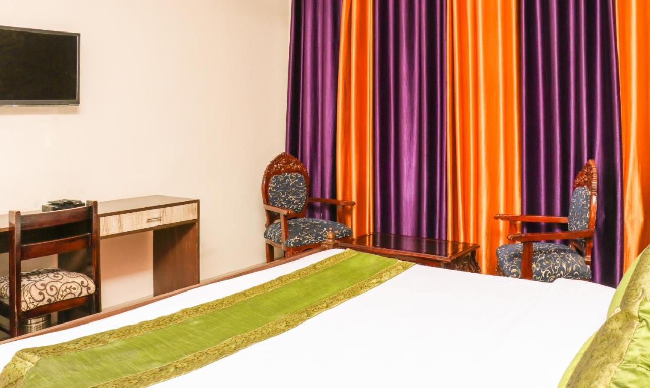 The Baghban Hotel & Resort, Bádámi Kültér fotó