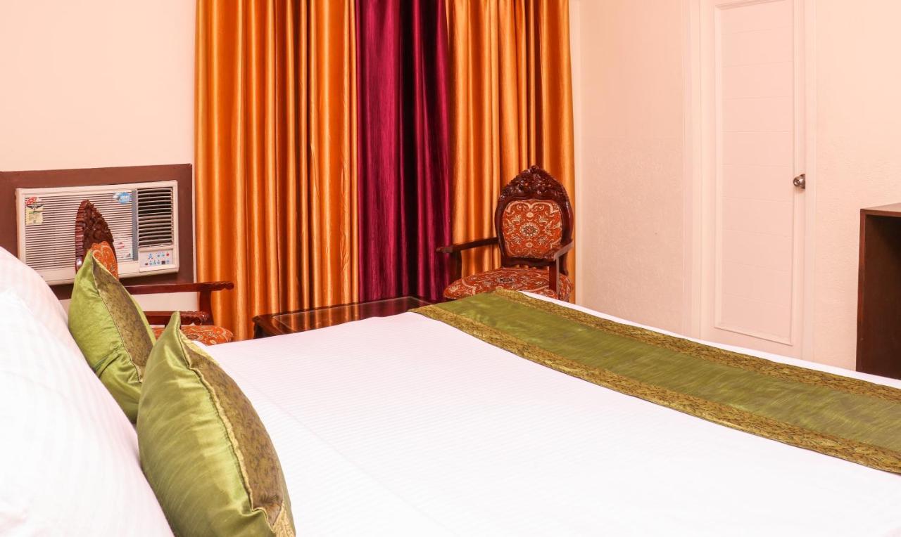 The Baghban Hotel & Resort, Bádámi Kültér fotó